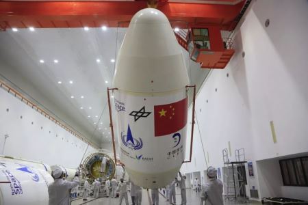 揭秘在太空仓内女航天员的私密空间(实拍组图)