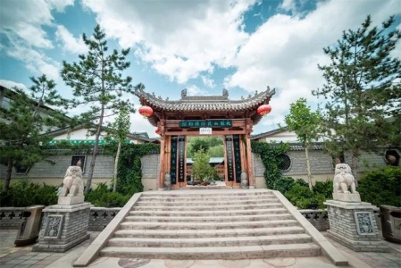 长江发源于青藏高原上的什么山脉？为什么青藏高原上水烧不开
