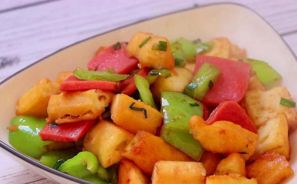 瓦罐排骨玉米汤的做法？