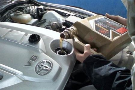 奔驰glb7座报价及奔驰glb油箱开关在