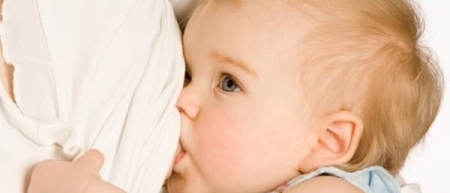 宝宝夜哭，一直都是疾病信号！没有后悔药，这6种原因要牢记