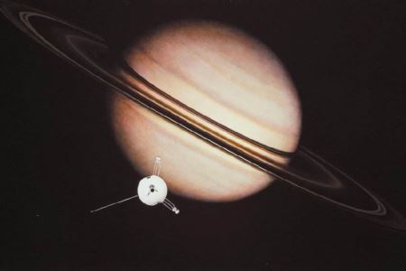 飞船到达240亿公里深空，揭示人类探索宇宙的残酷现实与自我困境？