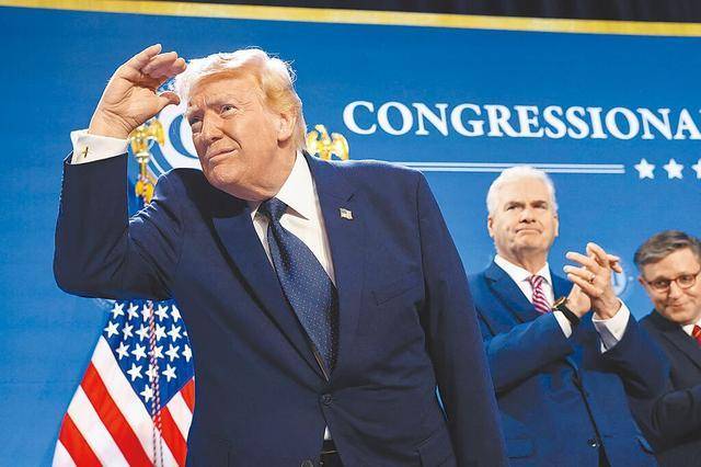 特朗普称可能有条件同伊朗谈判，伊朗外长：不会再对话