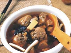 冬季女性养生汤的做法 推荐2款冬季养生汤