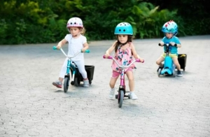 儿童双轮平衡车能骑吗 孩子用了平衡车后可以很快会骑两轮自行车吗1