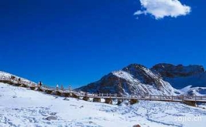 达古冰川旅游最佳时间 达古冰川最佳旅游攻略