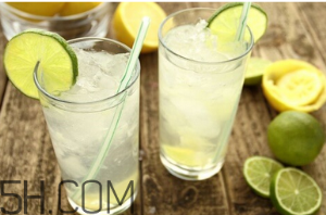 秋天的茄子能吃吗？秋天喝柠檬水注意事项