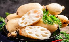 莲菜焯水出来变蓝紫色炝莲菜的科学做法