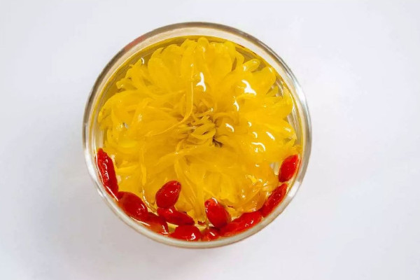 菊花茶对牙龈肿痛有好处吗 菊花茶喝多久能见效 菊花茶对牙龈肿痛有好处吗 菊花茶喝多久能见效