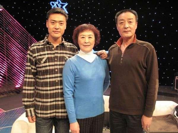 张桐得了抑郁症吗 张桐艰难成名穷到吃狗粮(5)