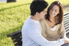 老公提出分床睡是出轨了吗？老公想分床睡意味着什么