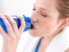 饮食补水巧妙吃出健康肌肤