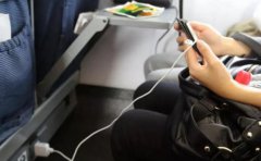 高铁都有充电口么高铁带笔记本电脑过安检