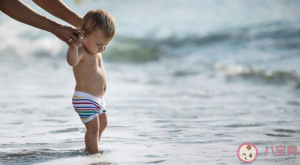 带宝宝游泳怎么防晒 带宝宝游泳防晒攻略