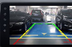 倒车需要踩油门吗？倒车的注意事项