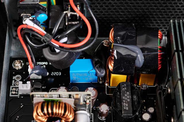 鑫谷电源650w全模组怎么样（RTX40显卡乐无忧鑫谷昆仑KL-1250G电源评测）(19)