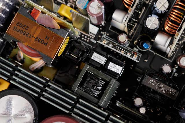 鑫谷电源650w全模组怎么样（RTX40显卡乐无忧鑫谷昆仑KL-1250G电源评测）(25)