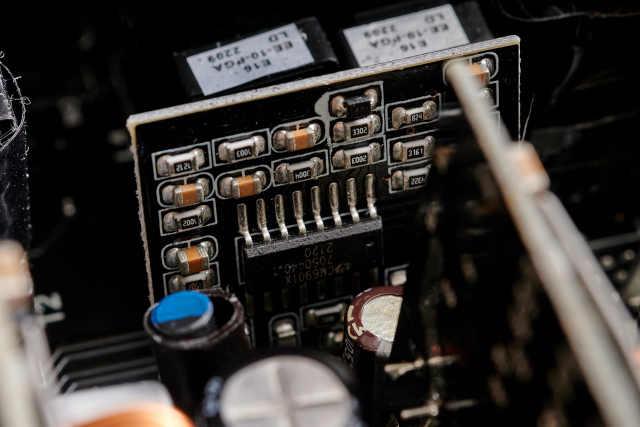 鑫谷电源650w全模组怎么样（RTX40显卡乐无忧鑫谷昆仑KL-1250G电源评测）(26)