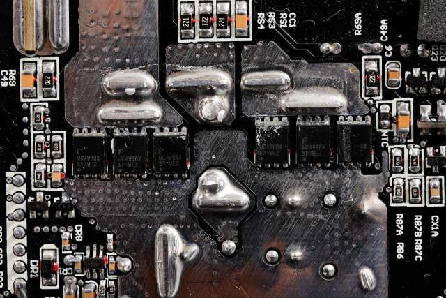 鑫谷电源650w全模组怎么样（RTX40显卡乐无忧鑫谷昆仑KL-1250G电源评测）(29)