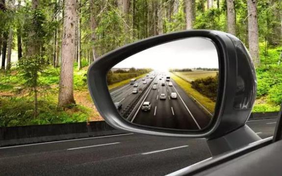 新手开车加档技巧有哪些？新手开车怎么看后视镜