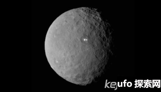 月球未解之谜:月球背面有外星人和UFO?