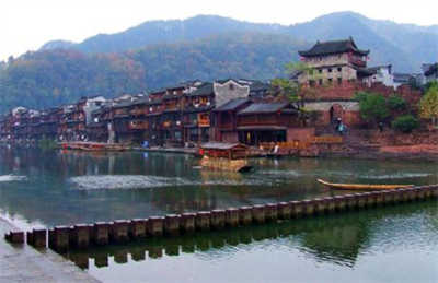 中国十大古镇排行榜 中国古镇旅游景区推荐