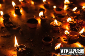 古代墓室长明灯的工作原理 用鲸油做燃料(要有氧气) 古代墓室长明灯的工作原理 用鲸油做燃料(要有氧气)