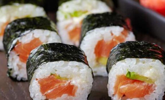 吃寿司的好处都有什么?吃寿司的正确方法