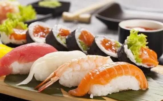 吃寿司的好处都有什么?吃寿司的正确方法