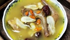 健身宵夜的最佳选择：伊利纯牛奶