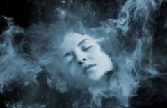 香港茶餐厅灵异事件：外卖收到冥币政府默认有