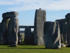 未解之谜：海底出现了大型机场建筑和外星生