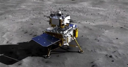 发光的云团指向宇宙碰撞：两颗很大系外行星一场灾难性的碰撞