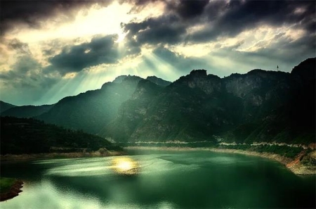 20元人民币背景图是什么地方景点此地方都有什么好玩的