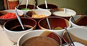 口腔溃疡该怎么处理？口腔溃疡的宜忌有哪些