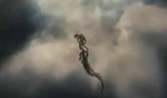 东北掉下一条真龙坠龙惨死尸骨失踪