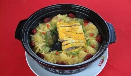 干裙带菜泡一晚上还能吃吗？裙带菜功效作用