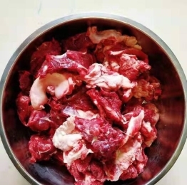 白菜猪肉熬粉条的做法