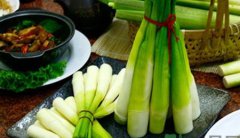 制作美味可口的腌辣椒海带