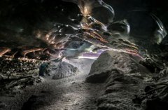 安阳加油站灵异事件：宝马司机穿古装加油给