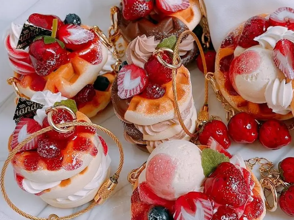 近视人群需警惕的“糖分危机：近视的人为什么要少吃甜食?